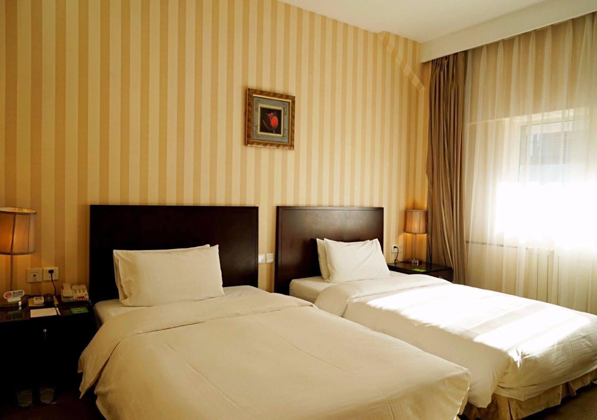 Days Inn Forbidden City Beijing Pequim Exterior foto